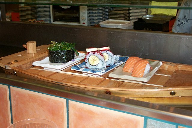 sushi boat